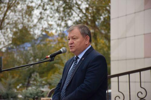 Глава района Дамир Ишкинеев вместе с «Боевым братством» отвез в зону СВО гуманитарный груз