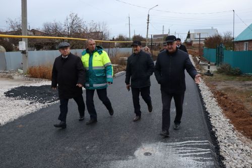 Глава Нурлатского района ознакомился с качеством дорожных работ