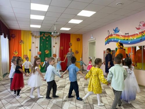 В детский сад «Белочка» заглянула Осень