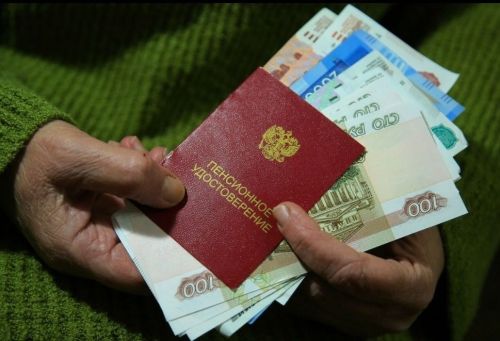 Отделение Социального фонда России по Татарстану назначит надбавки за уход к пенсиям 80-летних граждан и инвалидов I группы