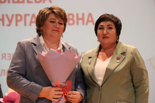 В Нурлате торжественно поздравили учителей с профессиональным праздником