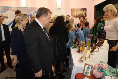 Нурлатцы в рамках благотворительных концертов «СВОих не бросаем» собрали более 1 млн рублей