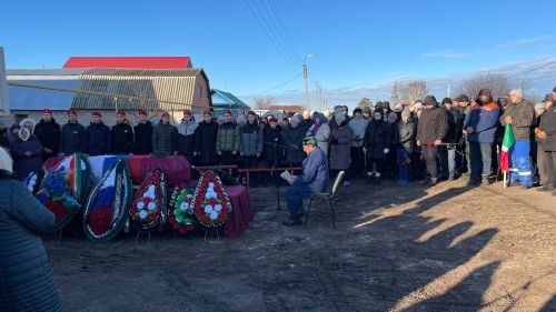 В селе Салдакаево простились с бойцом СВО