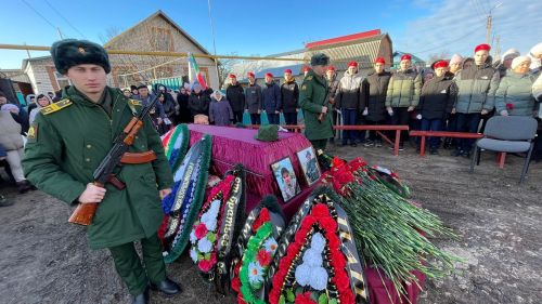 В селе Салдакаево простились с бойцом СВО