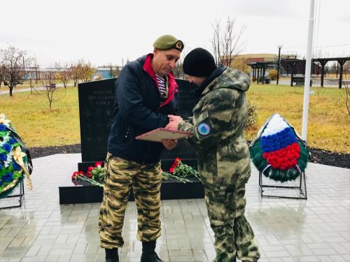 В Нурлате торжественно открыли памятник воинам внутренних войск