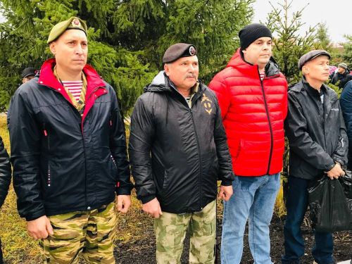 В Нурлате торжественно открыли памятник воинам внутренних войск
