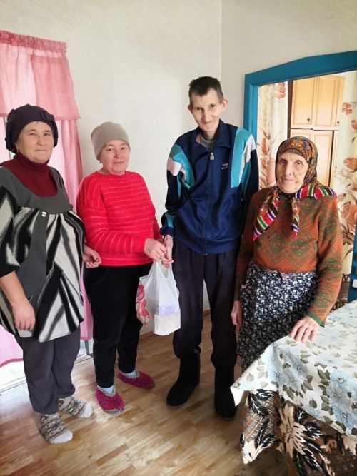 Акцию «Визит добра» в преддверии декады инвалидов провел Салдакаевский дом культуры