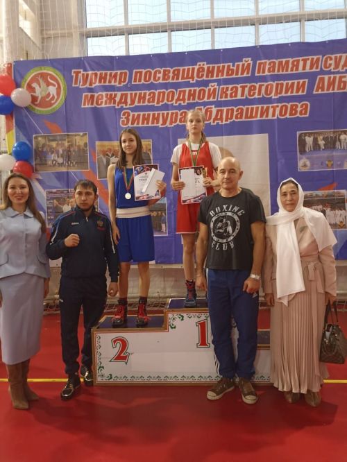 Юные боксеры клуба «Фанат» стали победителями и призерами в республиканском турнире