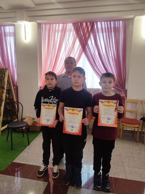 В День народного единства юные шашисты Нурлата собрались на турнир