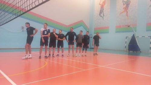 В Нурлате прошел чемпионат по волейболу среди мужских команд