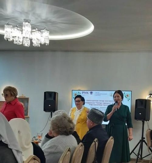 Альфия Галаутдинова приняла участие на заседании общественного фонда «Татарская семья» в Казани