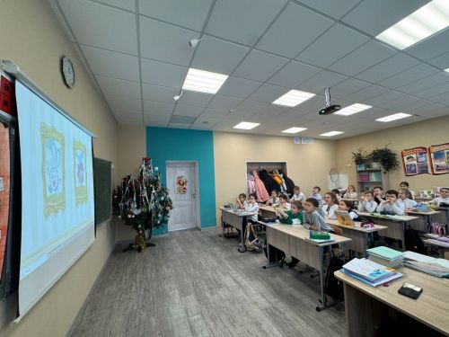В школах Нурлата ко Дню Конституции России проводятся познавательные мероприятия