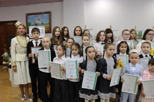 В Нурлате наградили победителей районного творческого фестиваля «Ветер судьбы»