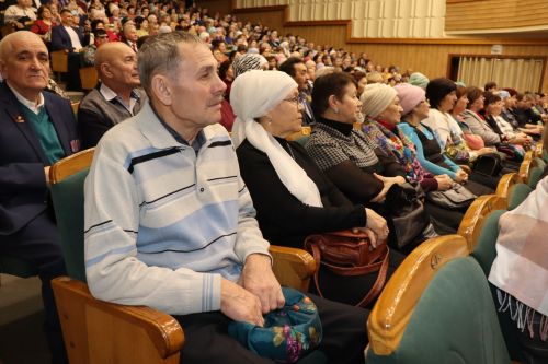 Делегация из Нурлата приняла участие на встрече земляков в городе Набережные Челны