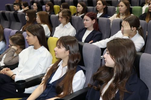 В КДЦ «Грани» прошло завершающее мероприятие в рамках антинаркотического проекта «Следуй за мной!»