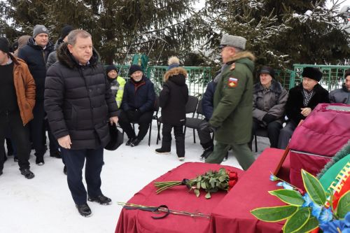 В Нурлате простились с Героем СВО
