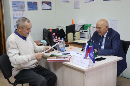 Нурлатцев принял депутат Госсовета Татарстана