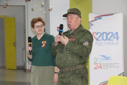 В Нурлате в КДЦ «Грани» прошла встреча с героями разных поколений