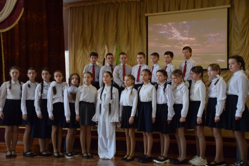 В Нурлатской гимназии завершился школьный этап конкурса “Битва хоров”