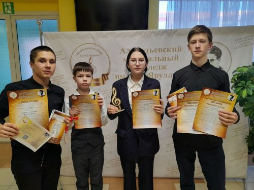 Школьника из Нурлата зачислят в колледж без вступительных экзаменов