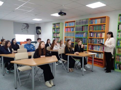 В Нурлатской центральной библиотеке состоялся вечер воинской славы «И в пепел превращался снег»