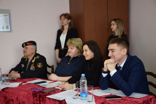 В Нурлате прошел I районный смотр строя и песни среди дошкольников (фоторепортаж)