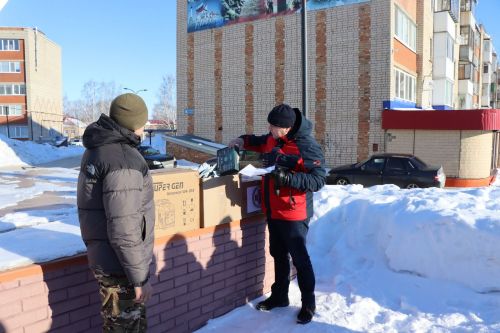 Нурлатцы подарки бойцам СВО передали в праздничный день