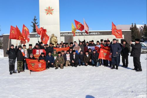 В День защитника Отечества ветераны ЦГВ встретились у Вечного огня