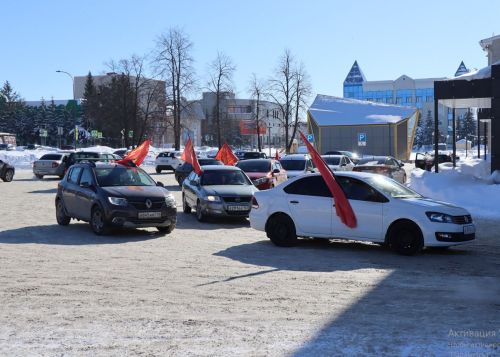 В День защитника Отечества ветераны ЦГВ встретились у Вечного огня