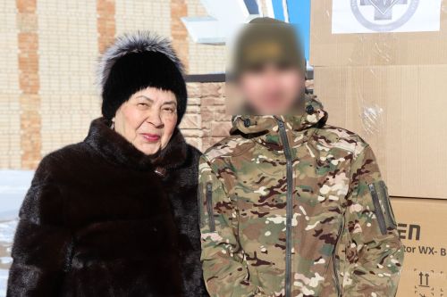 Нурлатцы подарки бойцам СВО передали в праздничный день