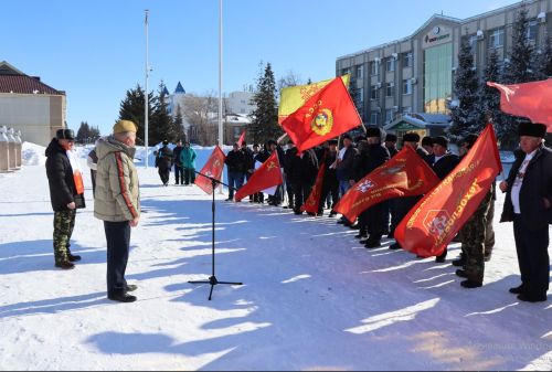 В День защитника Отечества ветераны ЦГВ встретились у Вечного огня