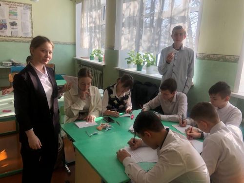 Учащаяся Кульбаево-Марасинской школы рассказала о посильной помощи бойцам на СВО