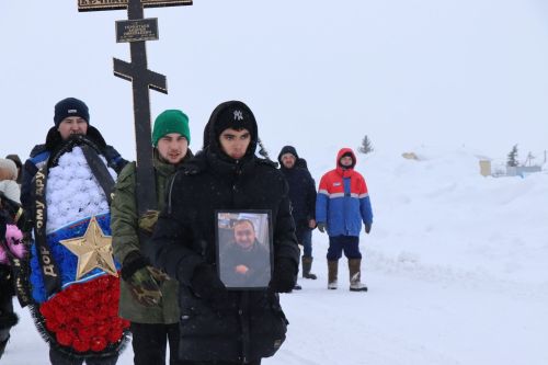 В Нурлатском районе простились с погибшим участником СВО