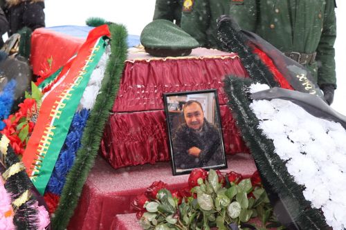 В Нурлатском районе простились с погибшим участником СВО
