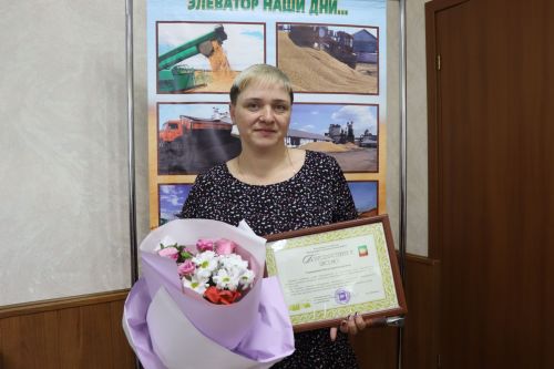 Сотрудники Нурлатского элеватора встретились с руководством района