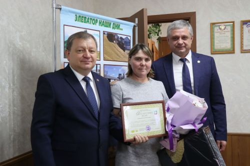 Сотрудники Нурлатского элеватора встретились с руководством района