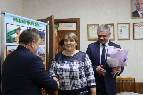 Сотрудники Нурлатского элеватора встретились с руководством района