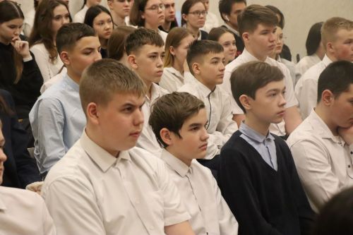 Нурлатским школьникам преподали Урок мужества