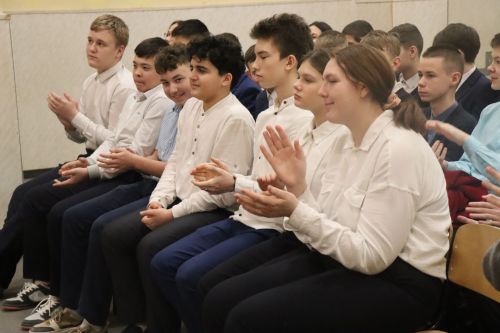Нурлатским школьникам преподали Урок мужества