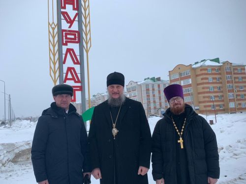 Сегодня в Нурлат прибыл епископ Чистопольский и Нижнекамский Пахомий с архиепастовским визитом для службы в Храме Пророка Божия Илии