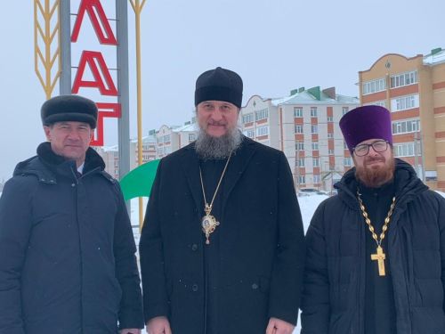 Сегодня в Нурлат прибыл епископ Чистопольский и Нижнекамский Пахомий с архиепастовским визитом для службы в Храме Пророка Божия Илии