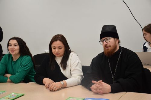 В Нурлате состоялся круглый стол «Сохранение семейных ценностей и профилактика абортов»