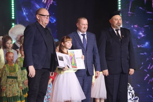 В Нурлате состоялся гала-концерт с участием победителей зонального этапа фестиваля «Созвездие-Йолдызлык»