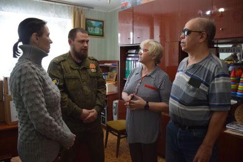 Члены нурлатского общества слепых передали для бойцов СВО посылки с гуманитарной помощью