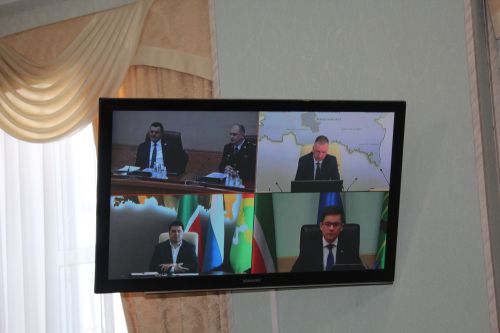 Нурлатцы в режиме ВКС обсудили вопросы безопасности на дорогах