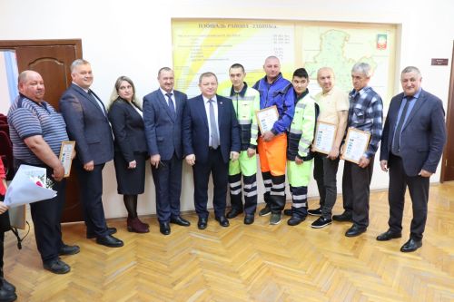 В Нурлате чествовали работников бытового обслуживания населения и жилищно-коммунального хозяйства