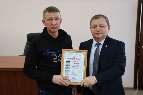 В Нурлате чествовали работников бытового обслуживания населения и жилищно-коммунального хозяйства