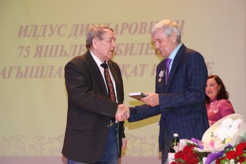 В Нурлате прошел творческий вечер Ильдуса Диндарова
