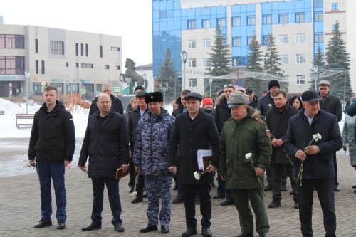 Нурлатцы почтили память погибших в ходе теракта в Подмосковье