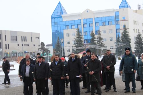 Нурлатцы почтили память погибших в ходе теракта в Подмосковье